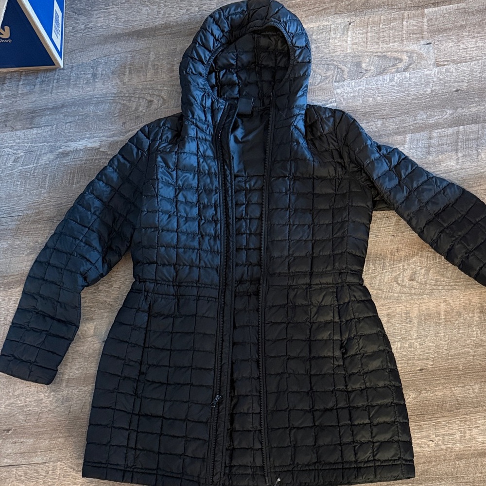 The North Face Women's Thermo Ball Eco Hooded Parka